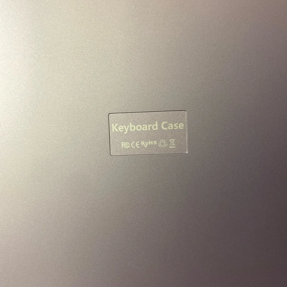 NWOT Purple iPad Keyboard Case 10.2 Inch 🙂